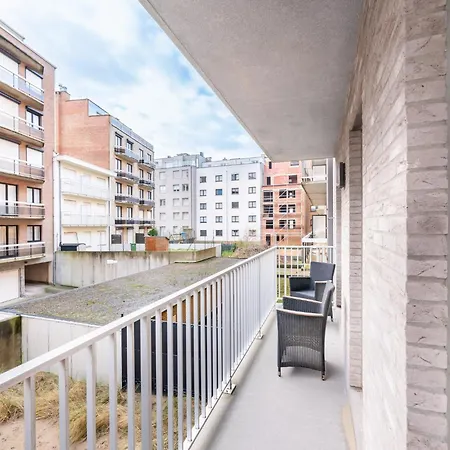 Apartamento In Koksijde With Stunning Sea Views, Cleaning Included